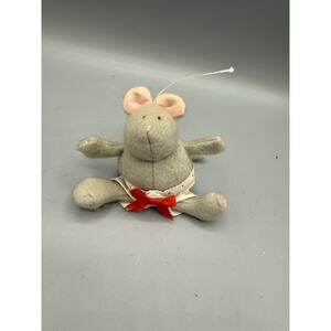 Vintage 1985 Hallmark “Night Before Christmas” Baby Mouse Ornament Plush